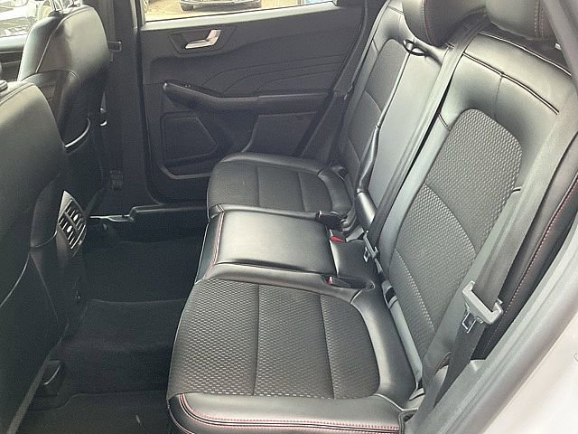 Used 2025 Ford Escape ST-Line image 14