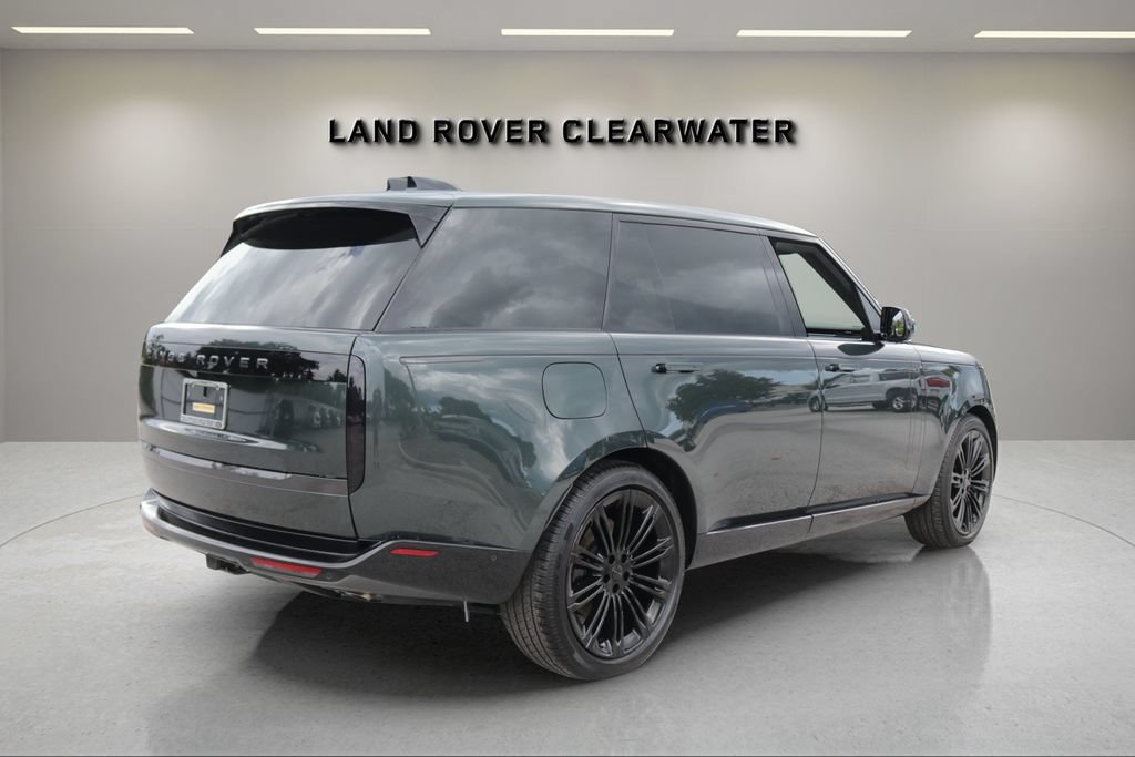 New 2026 Land Rover Range Rover Long Wheelbase SE AWD/4WD image 5