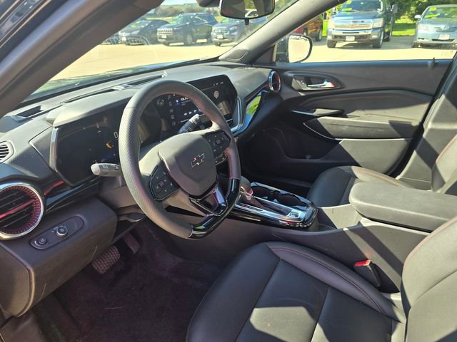 Used 2025 Chevrolet Trax RS w/ Driver Confidence Package FWD image 20