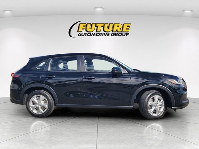 Certified 2023 Honda HR-V LX image 3