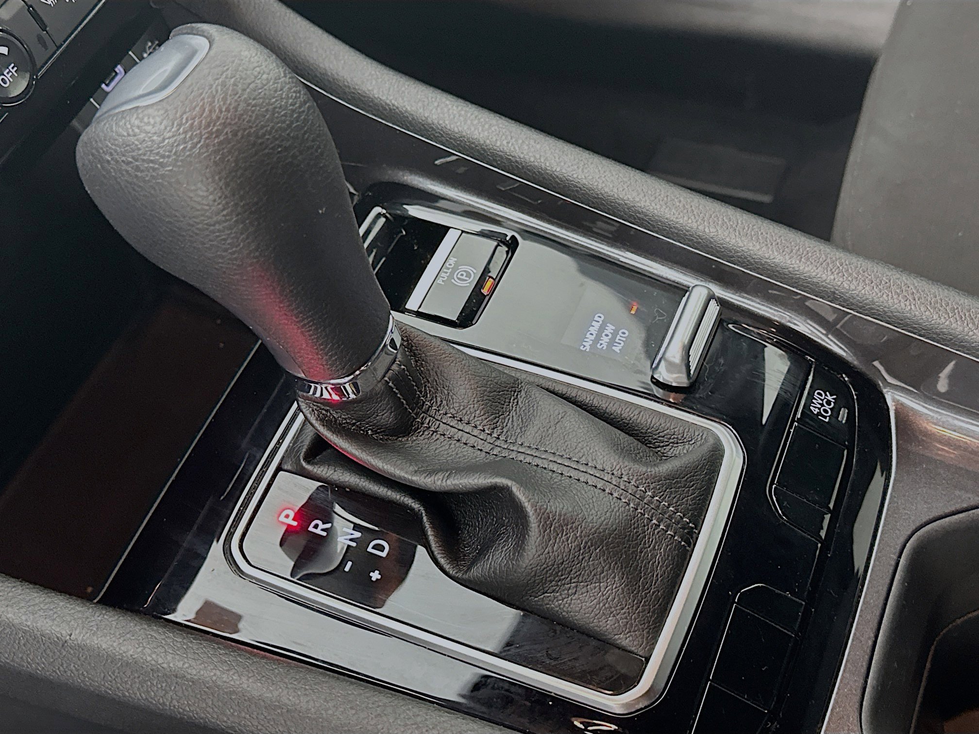 Certified 2025 Jeep Compass Sport image 20