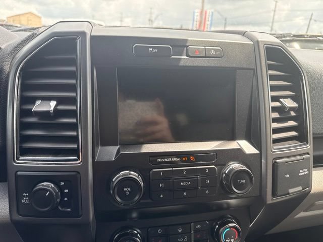 Used 2019 Ford F150 XLT w/ Equipment Group 302A Luxury AWD/4WD image 23