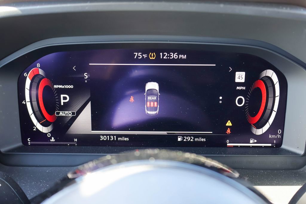 Used 2023 Nissan Rogue Platinum image 12