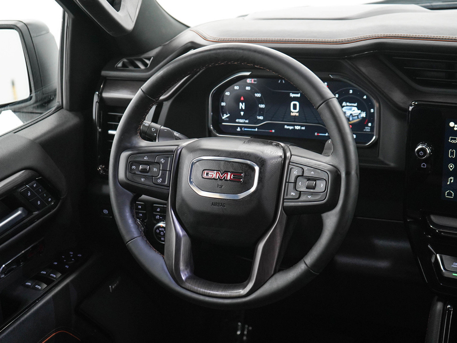 Used 2024 GMC Sierra 1500 AT4 w/ AT4 Preferred Package AWD/4WD image 14