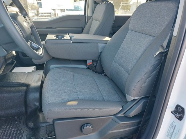 New 2026 Ford F550 4x4 Crew Cab image 32