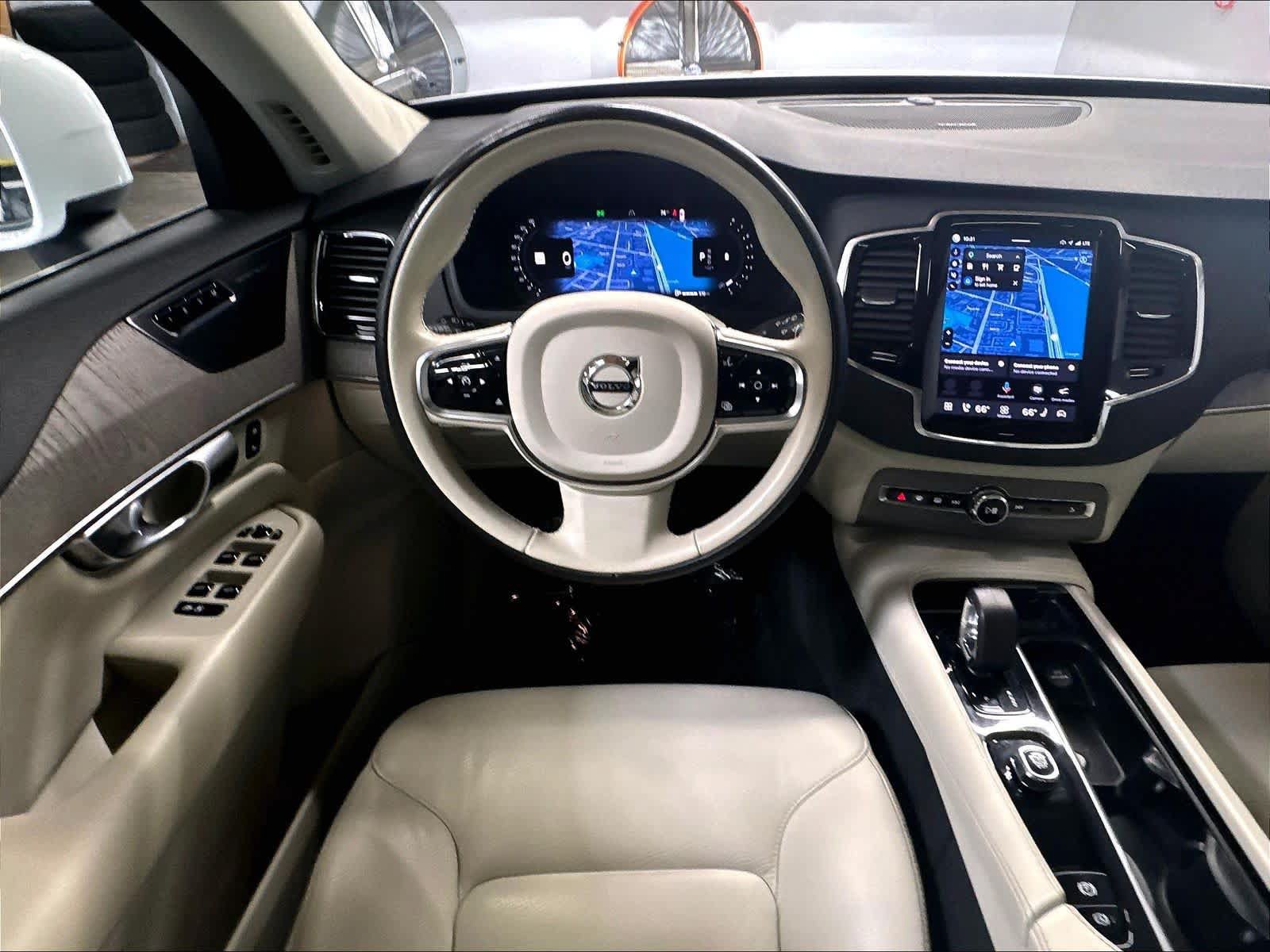 Used 2024 Volvo XC90 B6 Plus AWD/4WD image 8