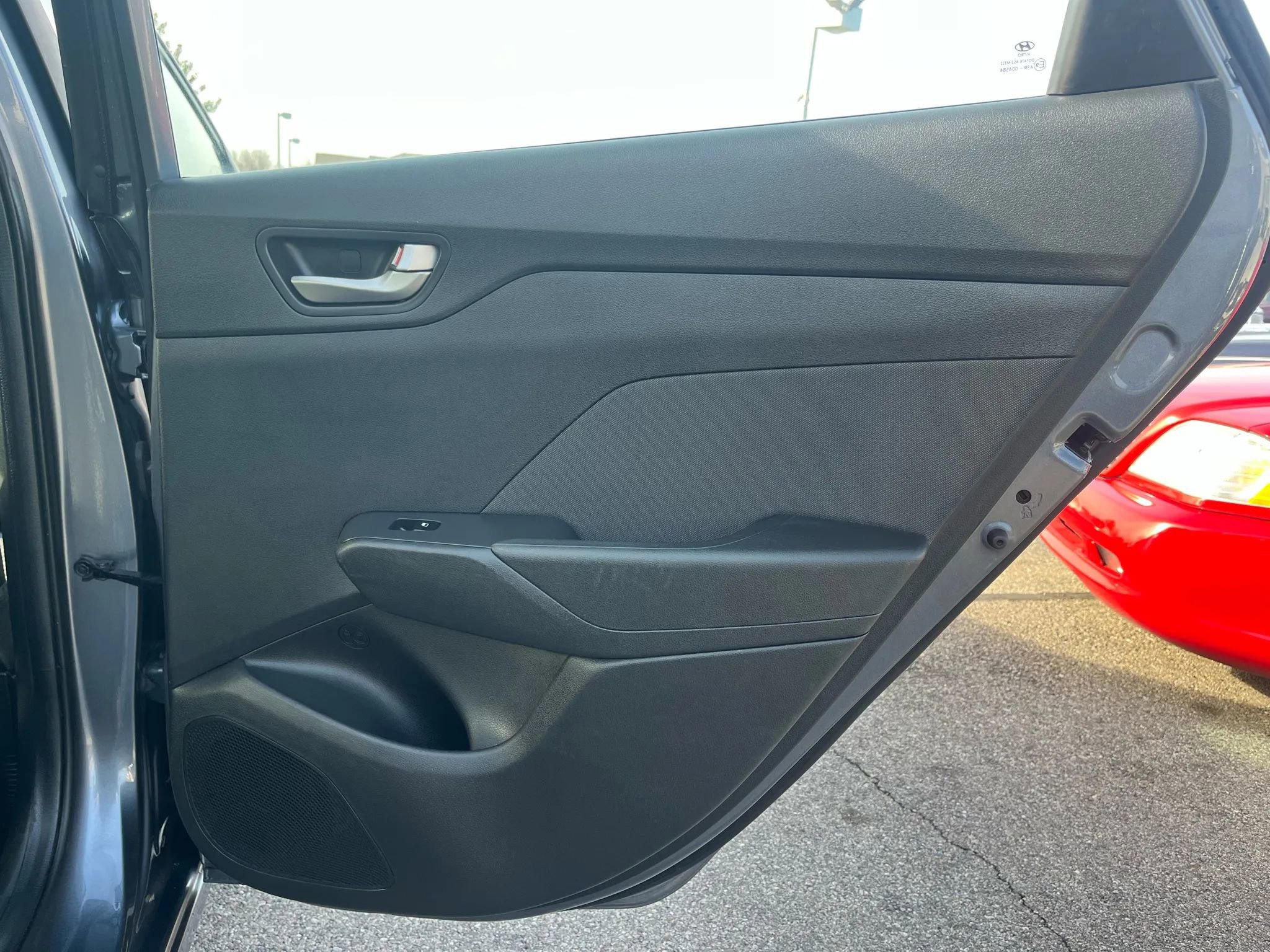 Used 2018 Hyundai Accent SE image 11