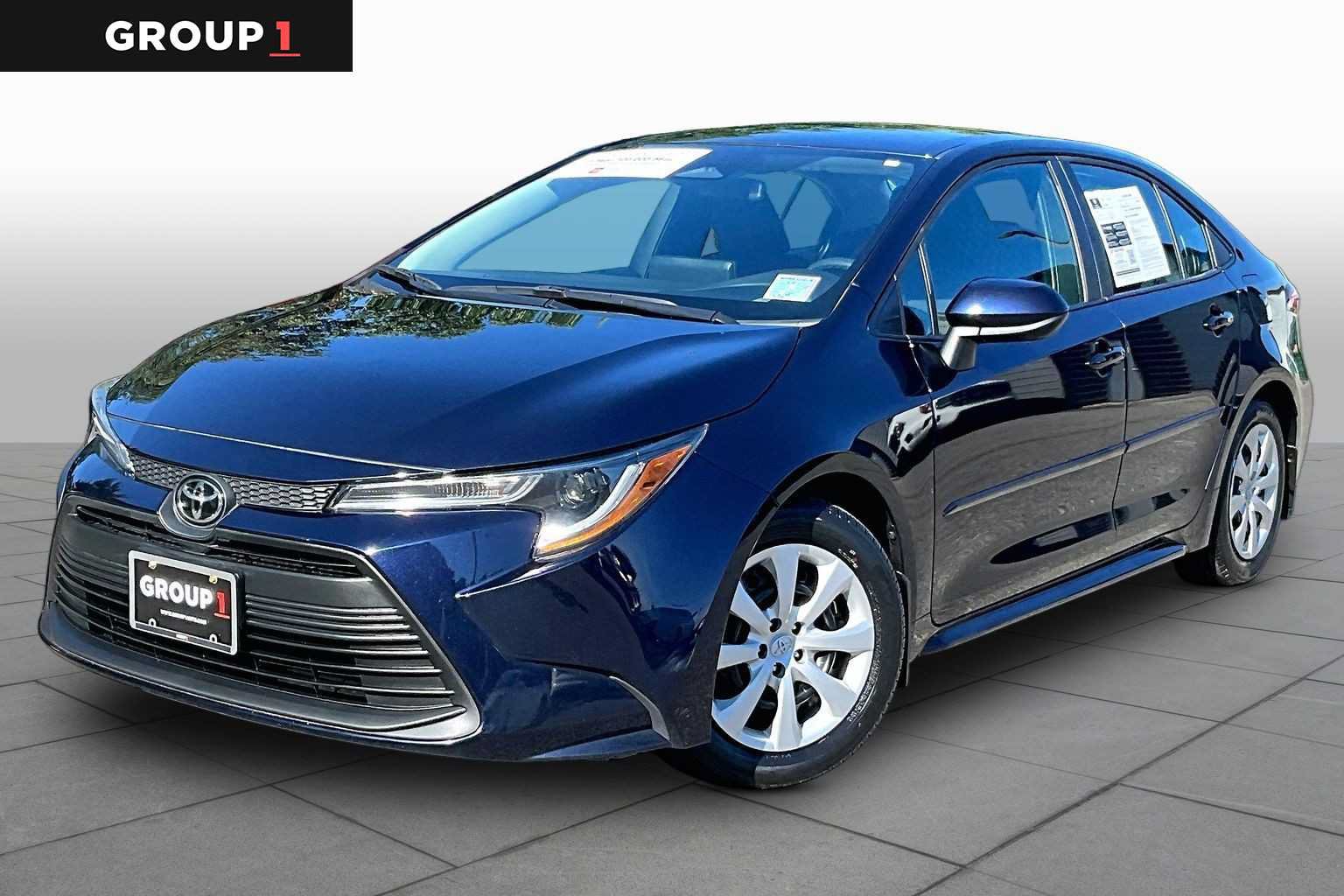 Certified 2024 Toyota Corolla LE FWD image 1