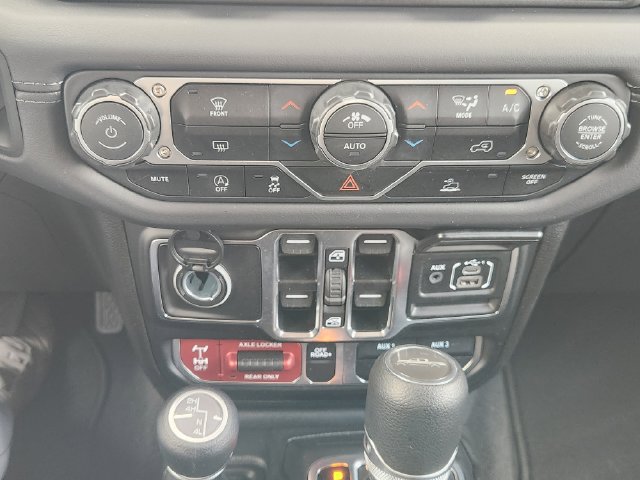 Used 2026 Jeep Gladiator Mojave AWD/4WD image 17