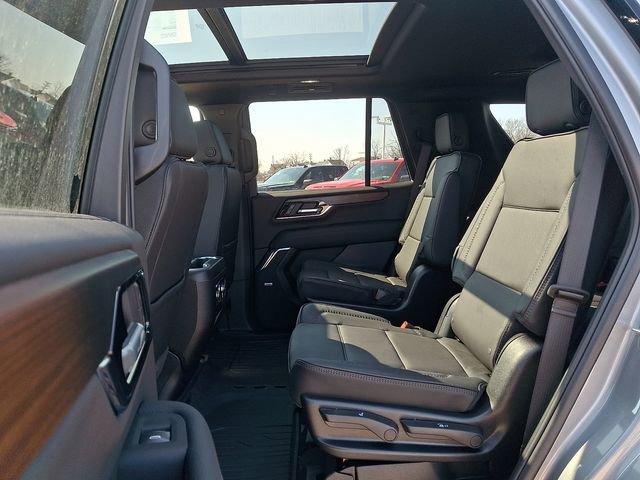 New 2026 GMC Yukon Denali w/ Sun & Power Step Package image 11