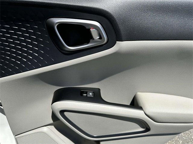 New 2025 Kia Soul EX image 24