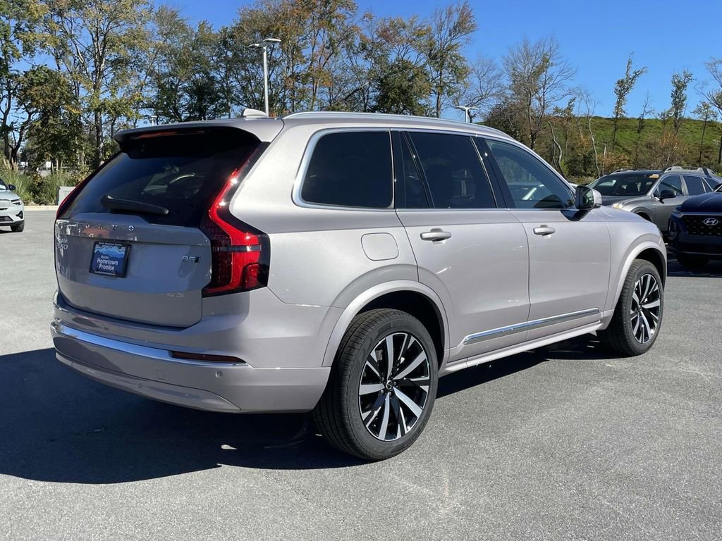 New 2026 Volvo XC90 B5 Core image 29