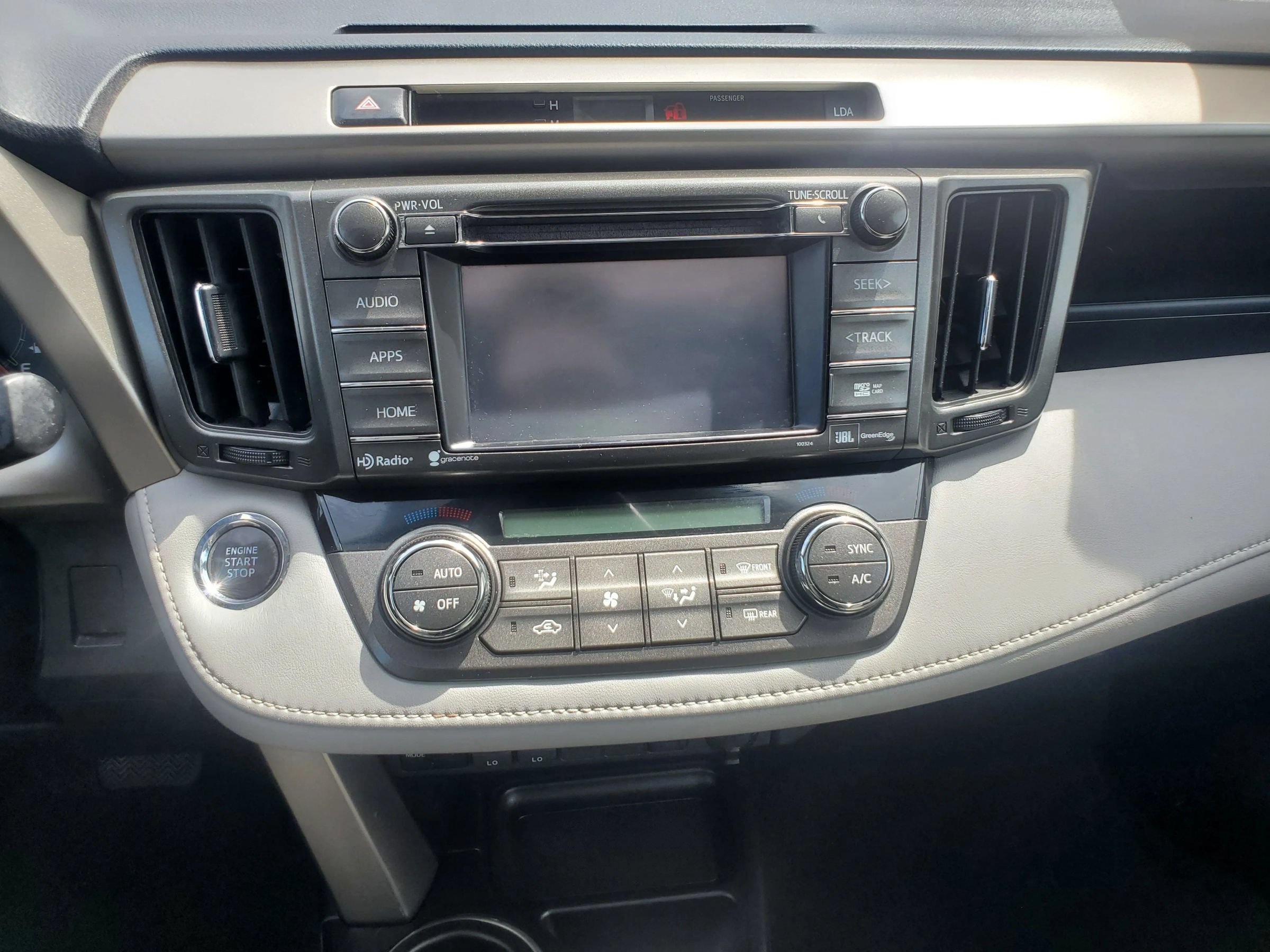 Used 2015 Toyota RAV4 Limited w/ Technology Package FWD image 44
