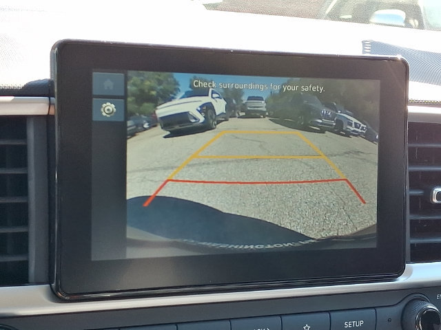 New 2026 Hyundai Venue SEL FWD image 18