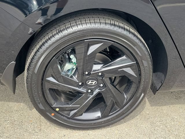 New 2026 Hyundai Elantra SEL Sport Premium FWD image 27