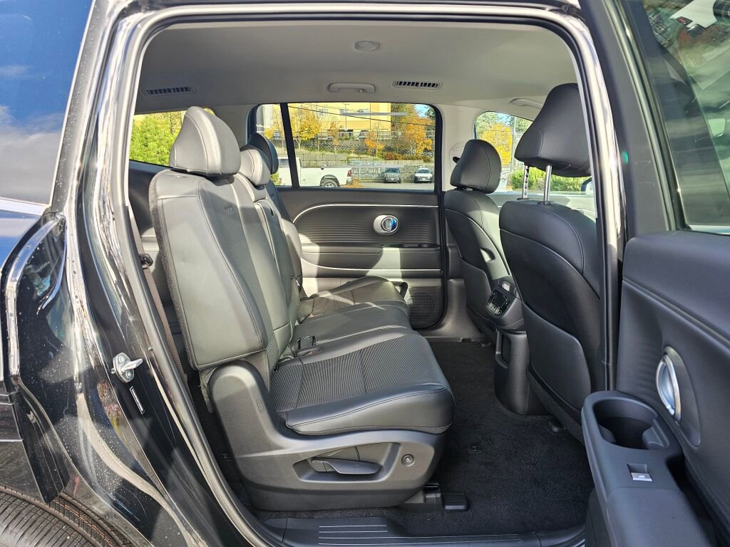 New 2026 Hyundai Ioniq 9 SEL image 12