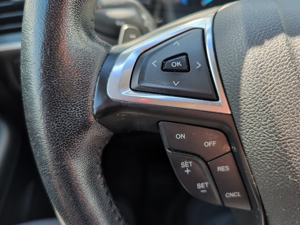 Used 2016 Ford Edge SEL w/ Equipment Group 201A FWD image 14
