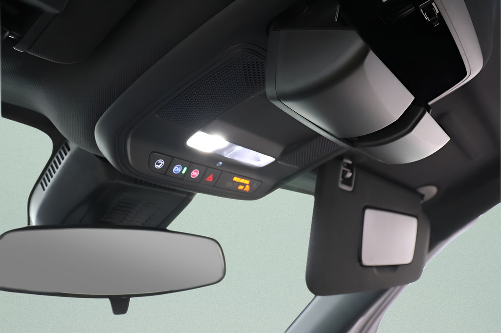 New 2027 Chevrolet Equinox LT w/ Convenience Package II FWD image 16