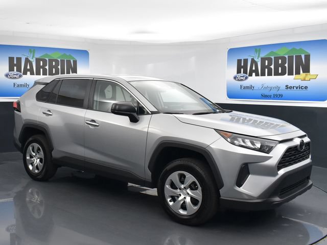 Used 2022 Toyota RAV4 LE FWD image 7