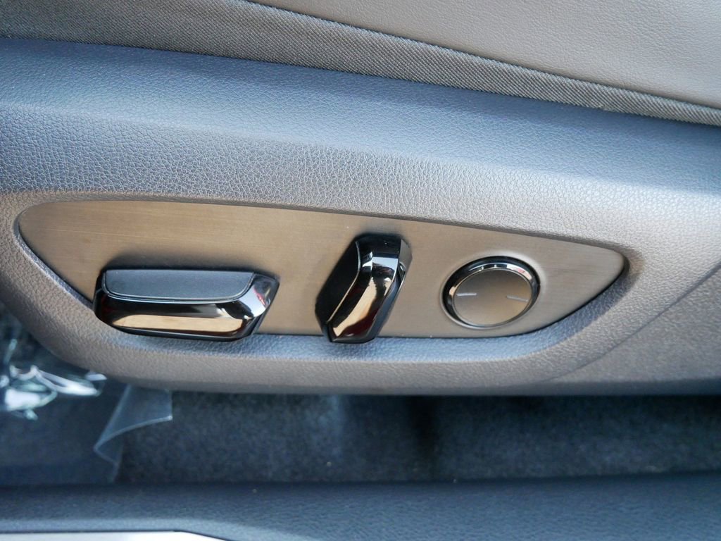 Used 2024 Lexus RX 350 Premium w/ Accessory Package (K3) image 17