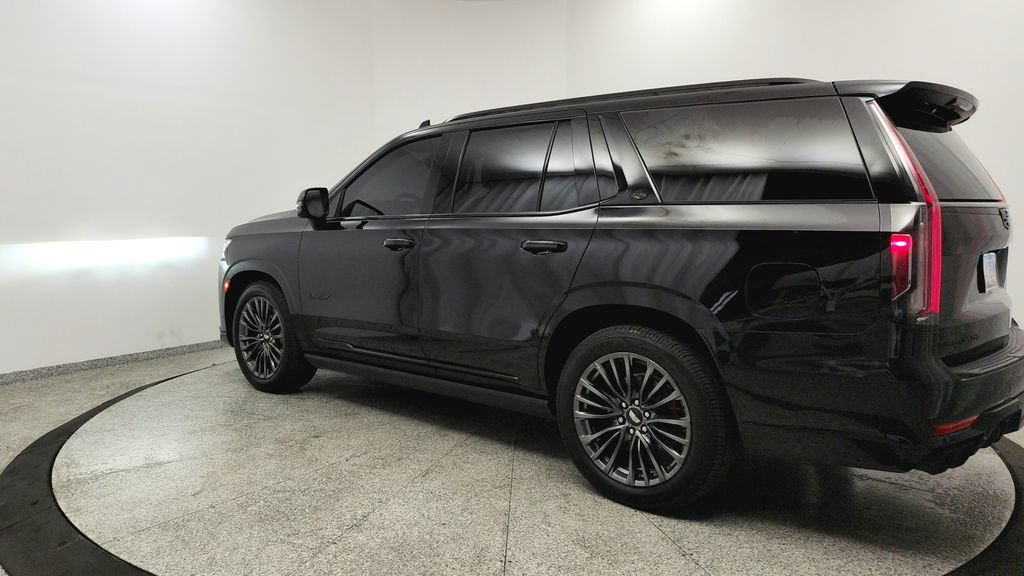 Used 2023 Cadillac Escalade V AWD/4WD image 3