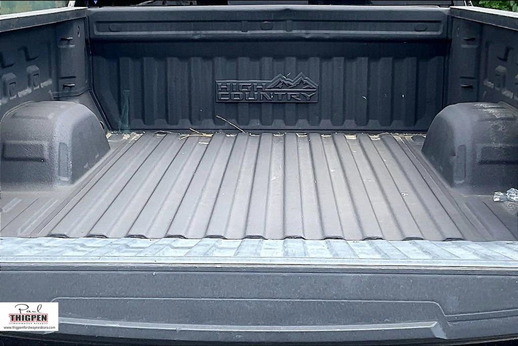 Used 2019 Chevrolet Silverado 1500 High Country AWD/4WD image 17