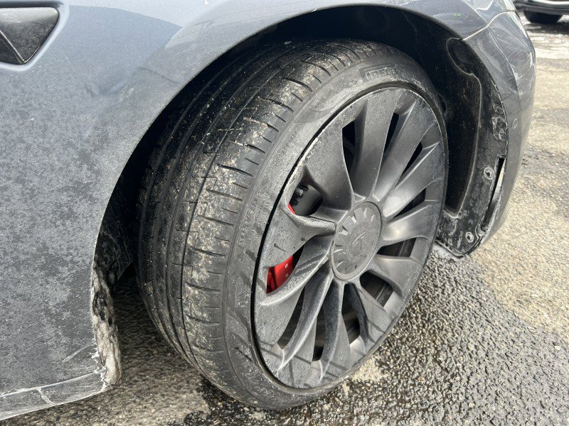 Used 2022 Tesla Model 3 Performance image 37