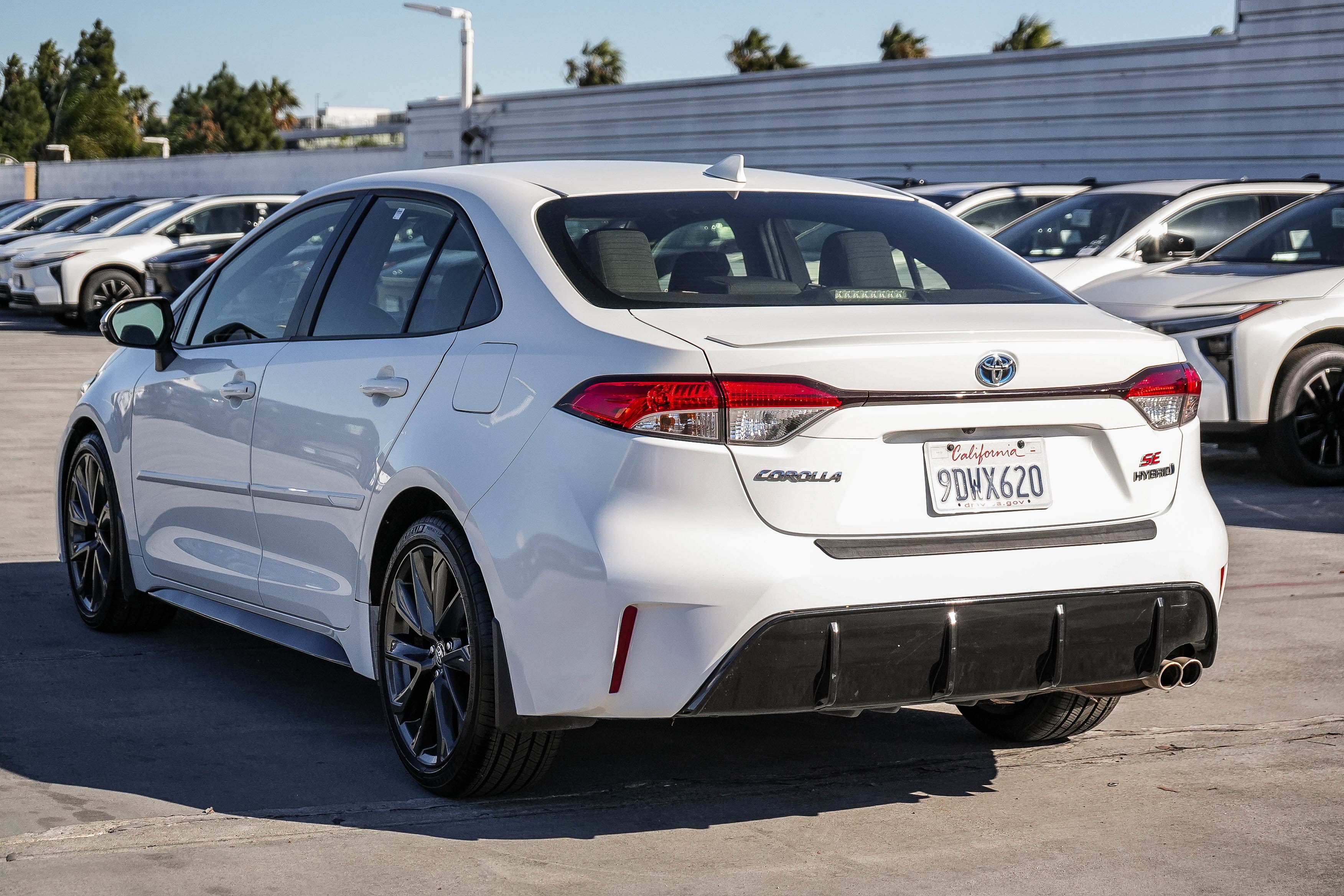 Used 2023 Toyota Corolla SE image 9