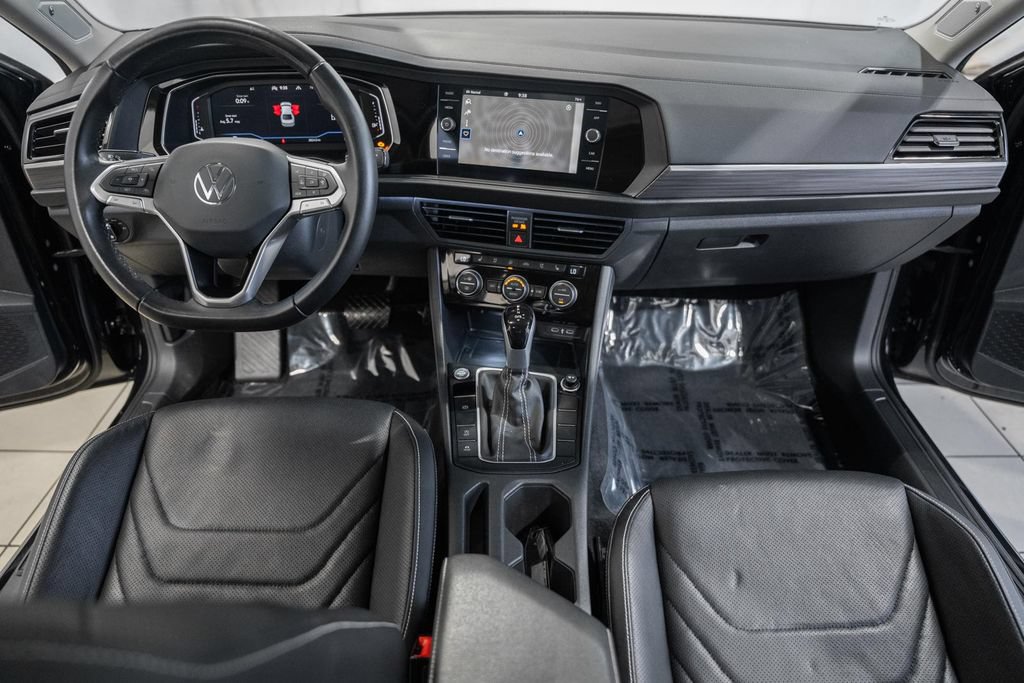Used 2024 Volkswagen Jetta SEL FWD image 18