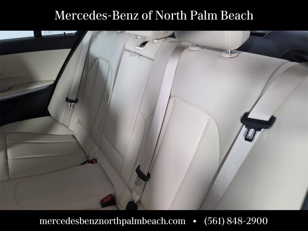 Used 2021 BMW 330i xDrive Sedan w/ Convenience Package image 16