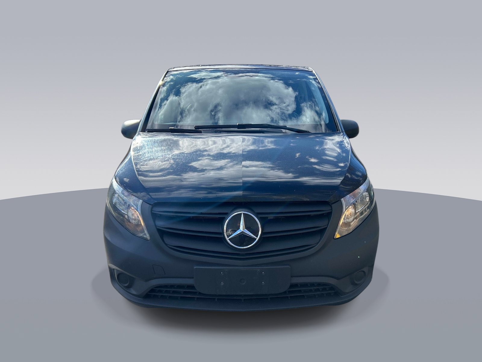 Used 2023 Mercedes-Benz Metris Passenger image 8