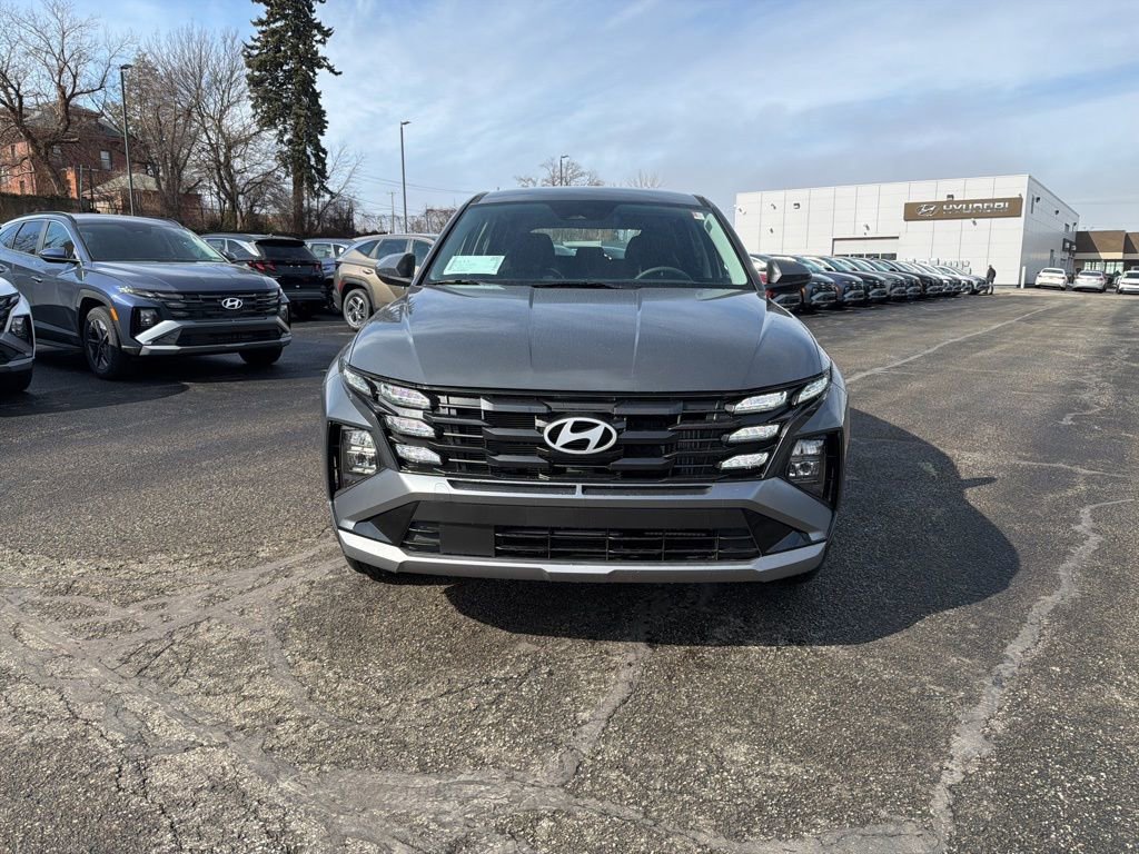 New 2026 Hyundai Tucson Blue SE image 2