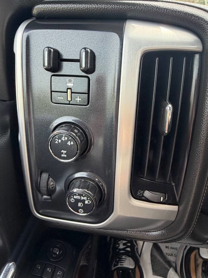Used 2016 GMC Sierra 2500 SLT w/ Duramax Plus Package AWD/4WD image 20