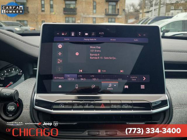 Certified 2024 Jeep Compass Latitude w/ Sun and Sound Group AWD/4WD image 30