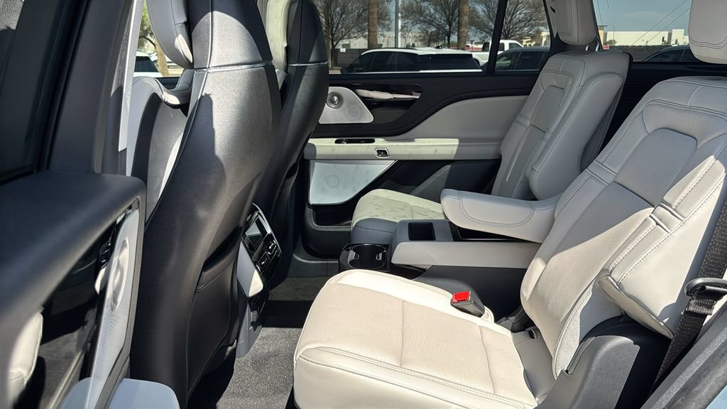 New 2026 Lincoln Aviator Reserve AWD/4WD image 22