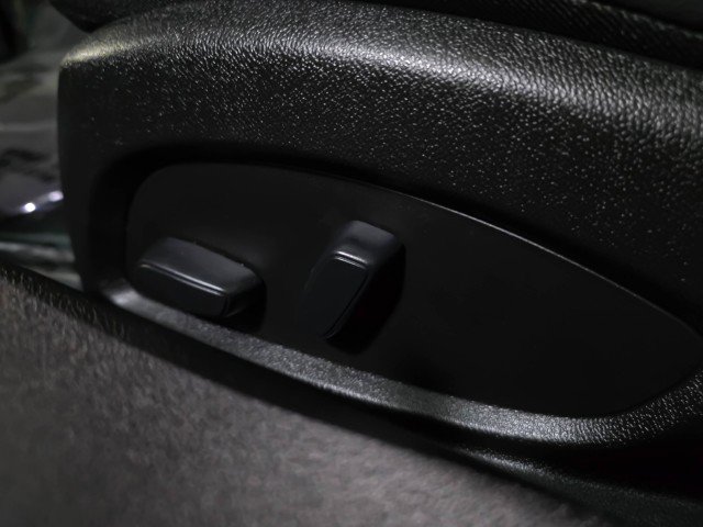 Used 2019 Chevrolet Camaro LT RWD image 27