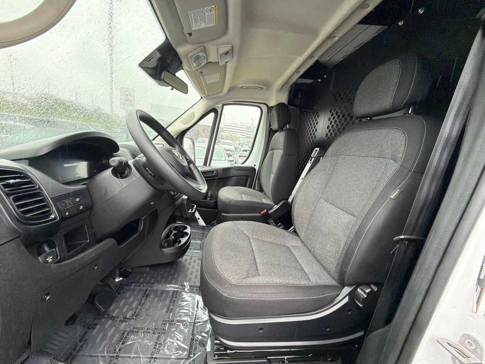 Used 2025 RAM ProMaster 2500 w/ U-Haul Equipment Group FWD image 13