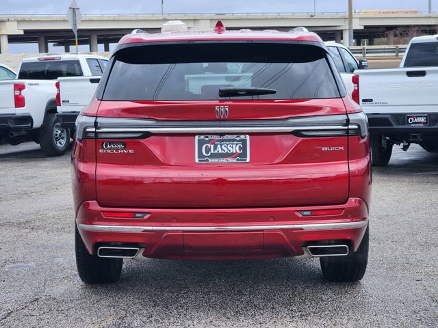Used 2025 Buick Enclave Avenir image 6