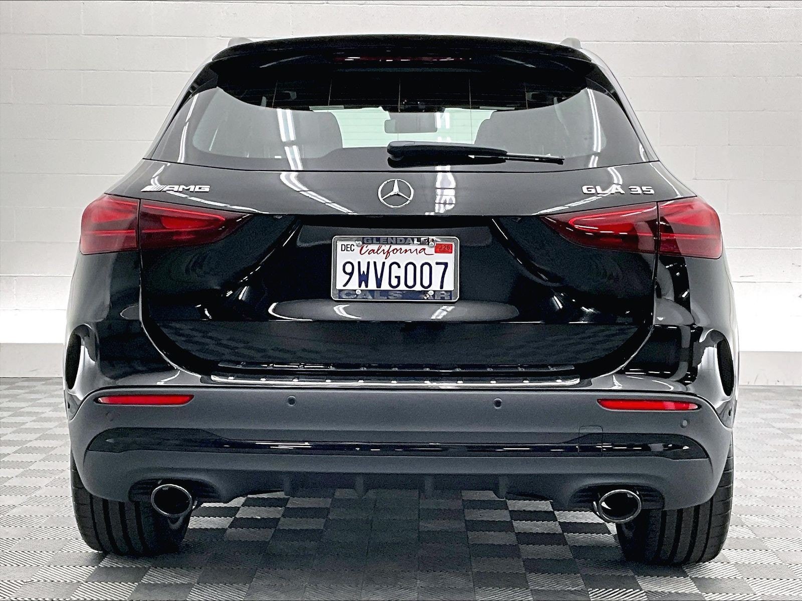 Used 2026 Mercedes-Benz GLA 35 AMG 4MATIC image 3