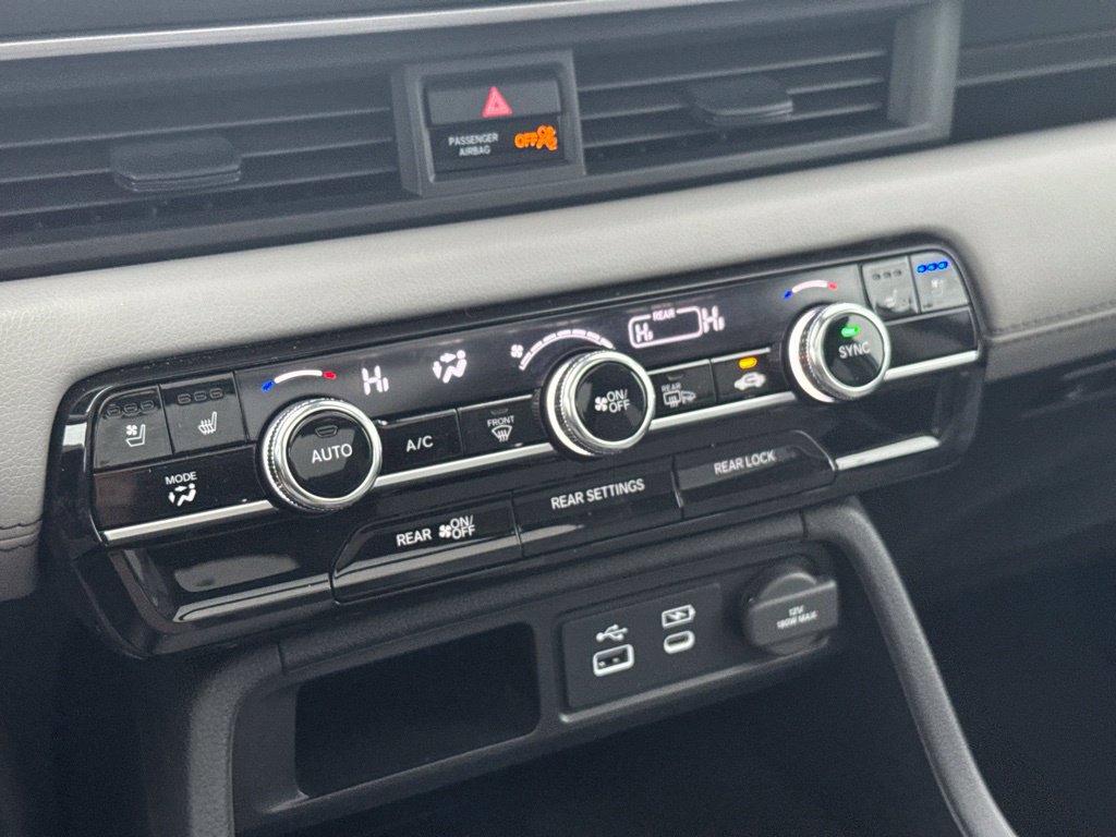Certified 2025 Honda Pilot Elite image 22