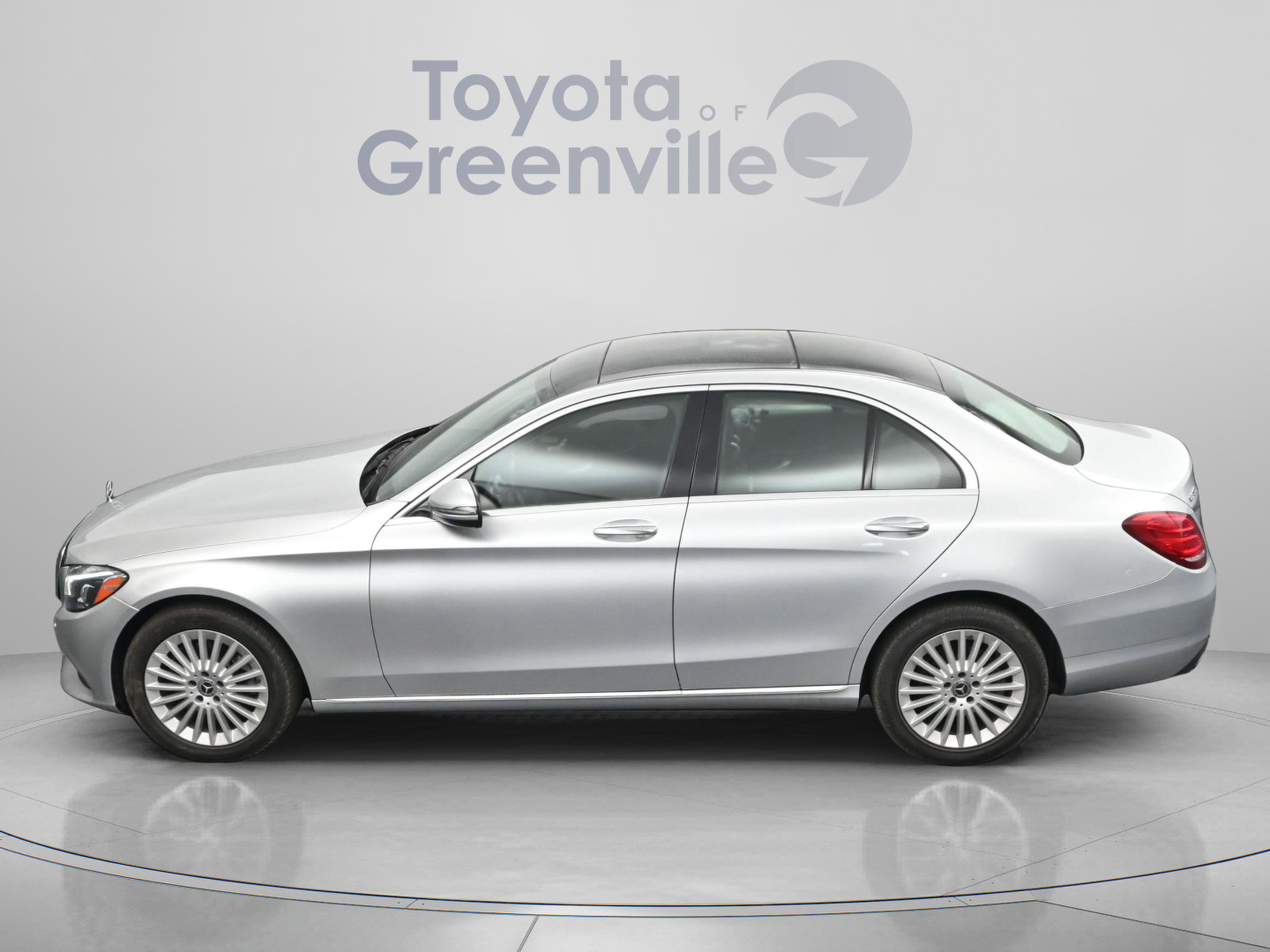 Used 2017 Mercedes-Benz C 300 4MATIC Sedan w/ Premium 3 Package image 5