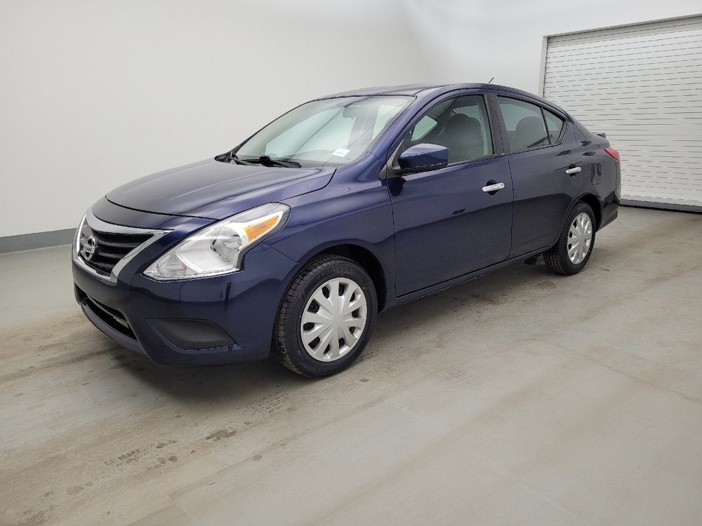 Used 2019 Nissan Versa SV FWD image 2