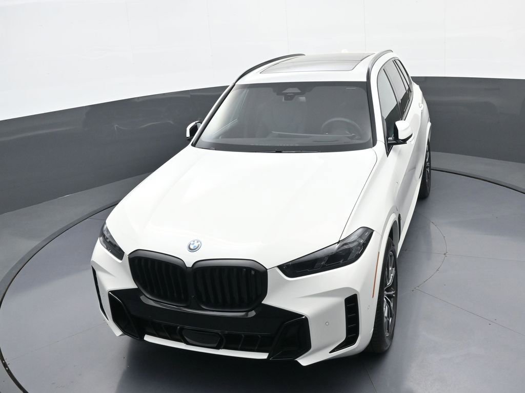 Used 2026 BMW X5 xDrive50e w/ M Sport Package AWD/4WD image 33