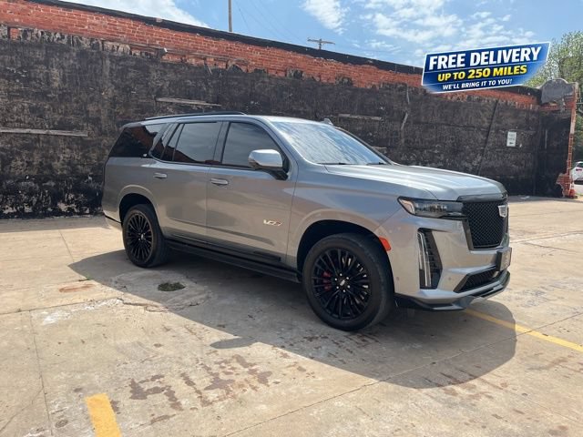 Used 2023 Cadillac Escalade V AWD/4WD image 7