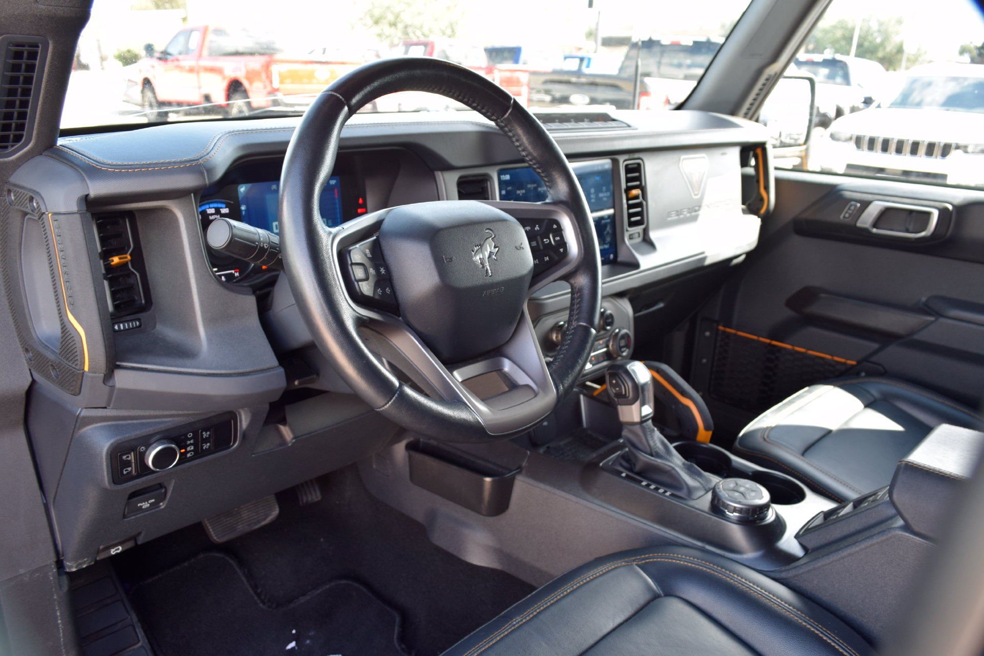 Used 2024 Ford Bronco Badlands AWD/4WD image 14