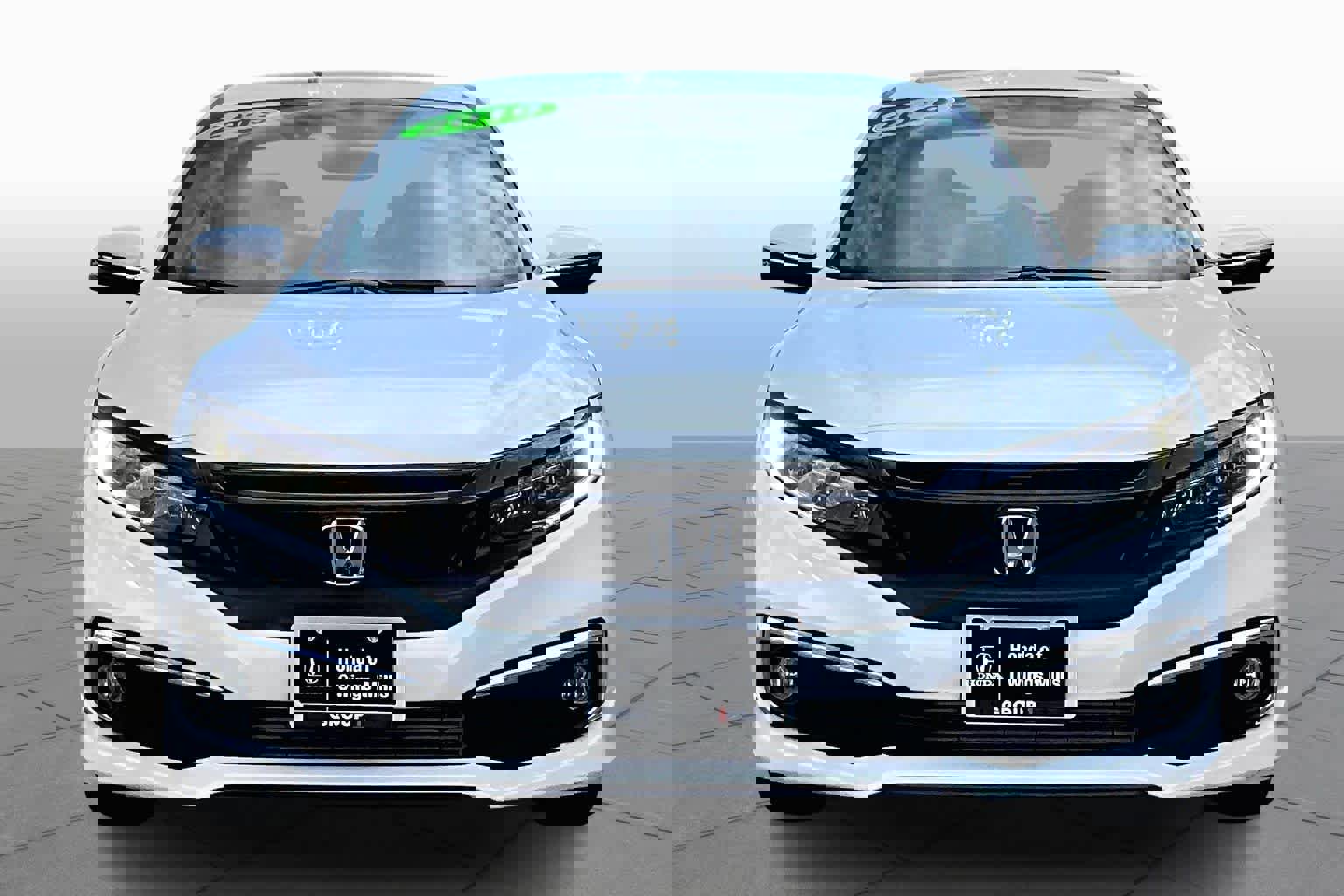 Used 2019 Honda Civic Touring image 3