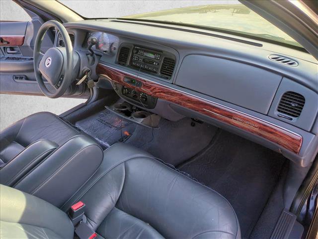 Used 2002 Mercury Grand Marquis GS image 19