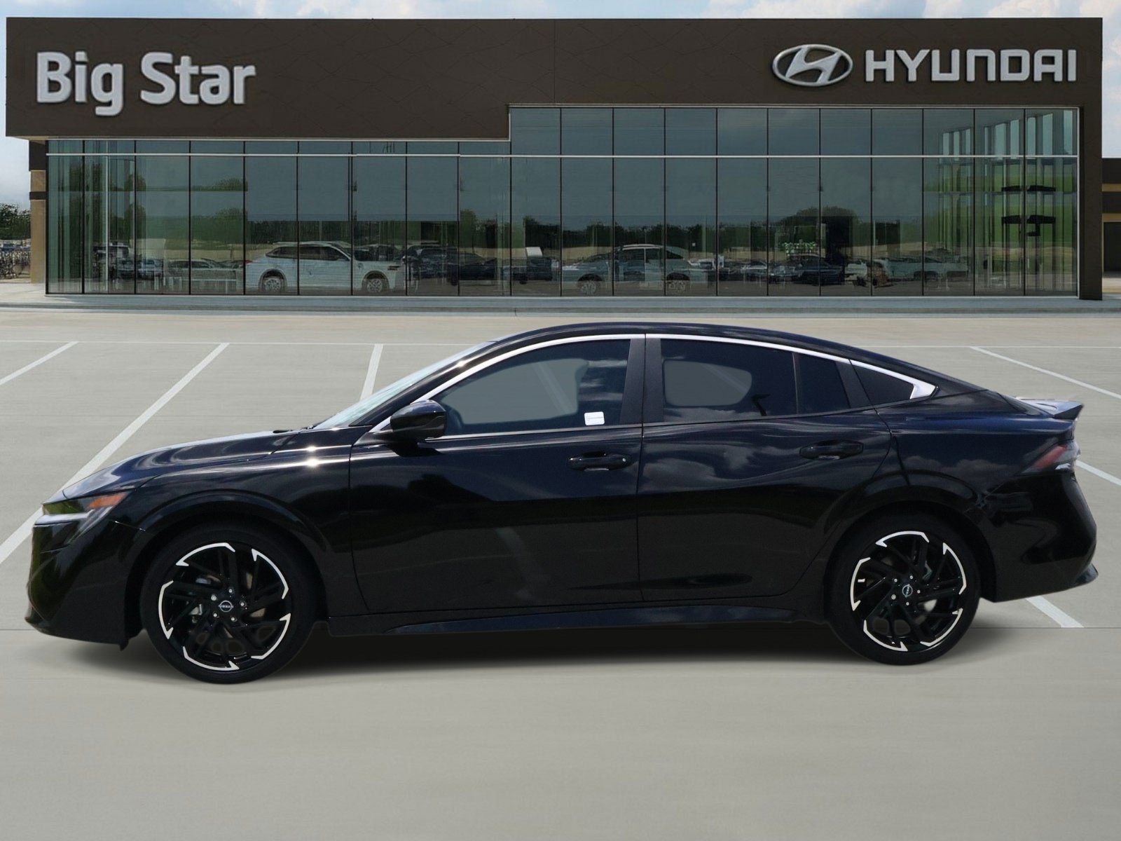 Used 2026 Nissan Sentra SR w/ SR Premium Package FWD image 2