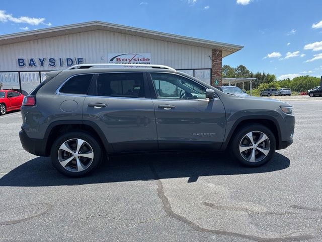 Used 2021 Jeep Cherokee Limited w/ Elite Package AWD/4WD image 4