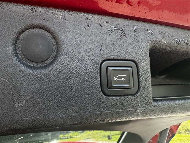 Used 2023 Chevrolet Equinox LT image 19